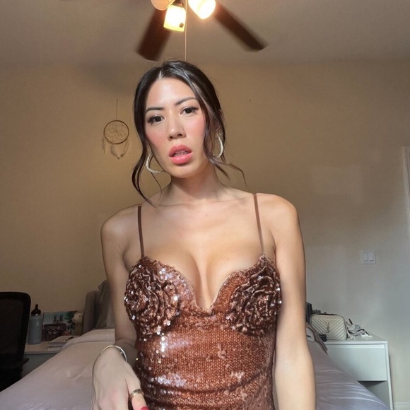 Brown Sequin Maxi dress with rosettes - Picture 8 of 17